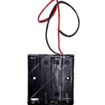 Porta batterie cablato per 4 batterie AAA